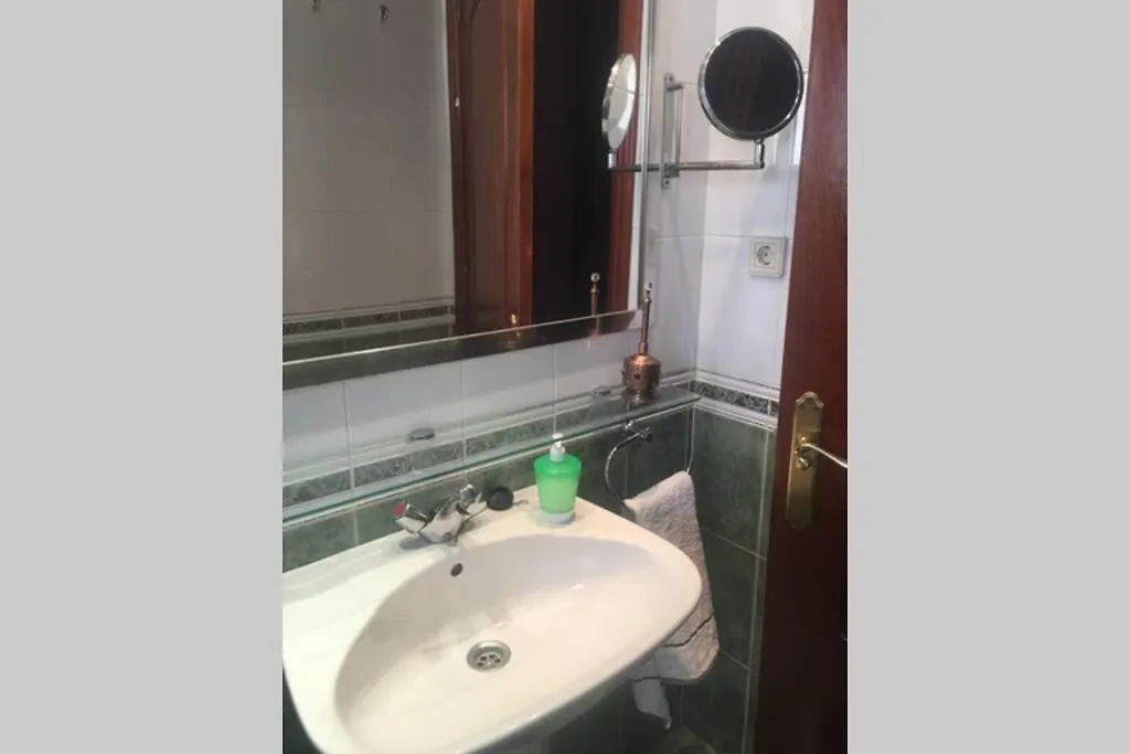 Confortable-Tranquilo Apartamento Junto Al Centro Malaga