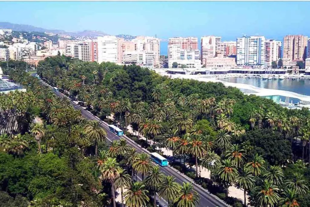 Confortable-Tranquilo Apartamento Junto Al Centro Malaga